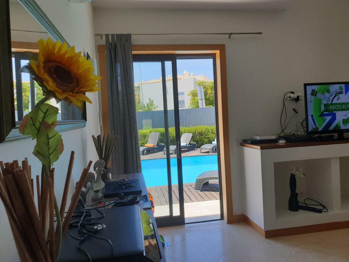 Albufeira Oura Beach V4 Villa Marisa With Private Pool 外观 照片